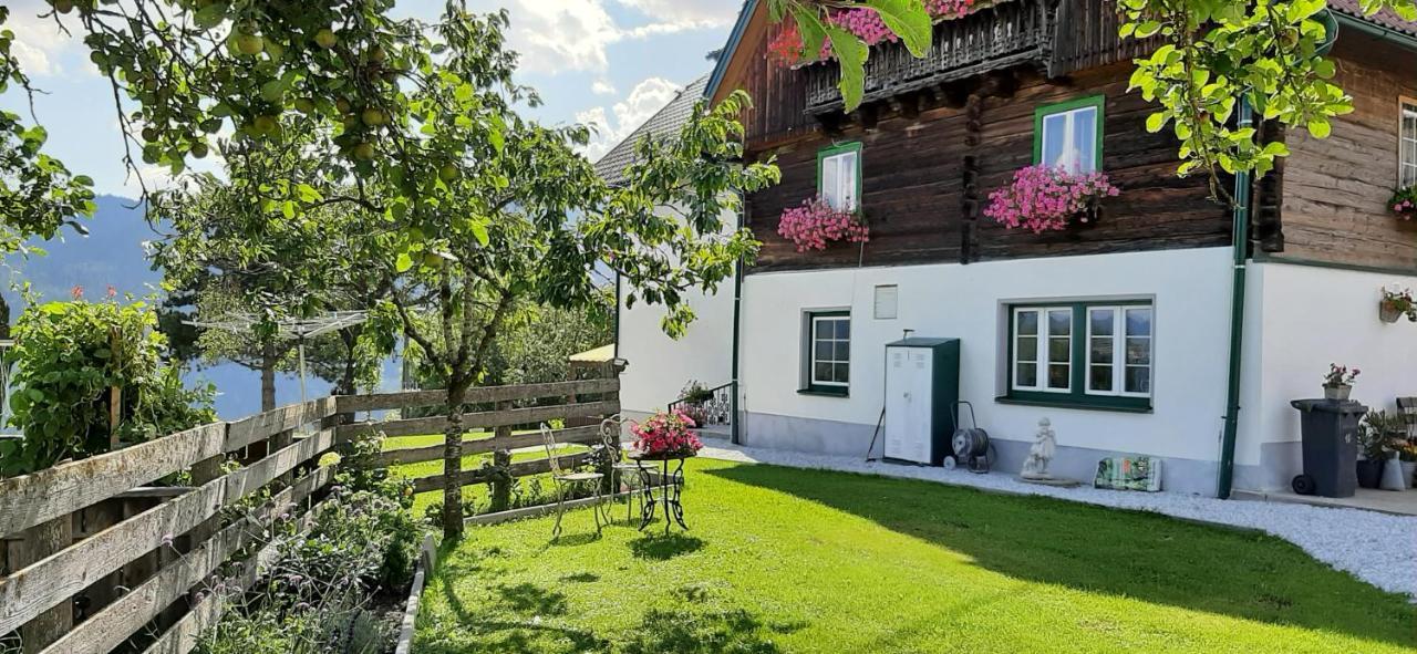 Fruhstuckspension Bischof I D Wiesen Sankt Peter am Kammersberg Exterior foto