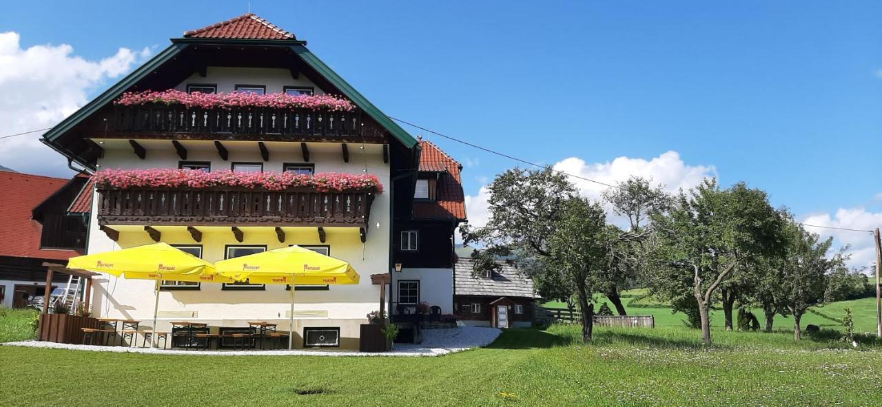 Fruhstuckspension Bischof I D Wiesen Sankt Peter am Kammersberg Exterior foto
